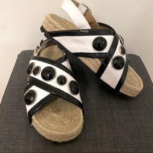 100% authentic leather. Made in Argentina